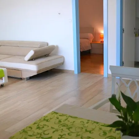 Mlada Lux Apartment Vodice
